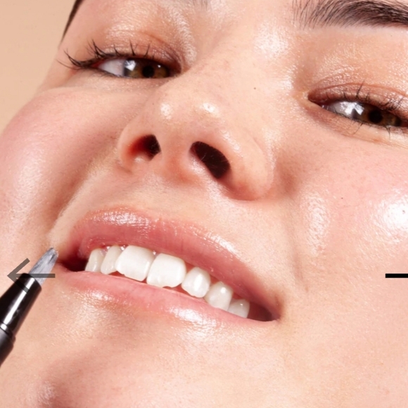 🦋🦋🦋 3/$25---BLAQ Teeth Whitening Wand x 2 - Picture 3 of 8